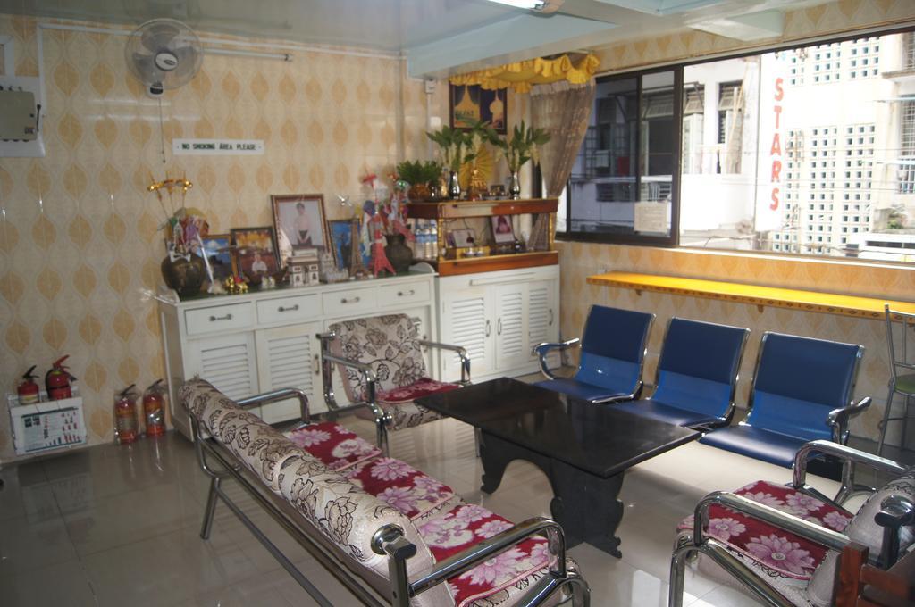 Beautyland Hotel II Янгон Экстерьер фото