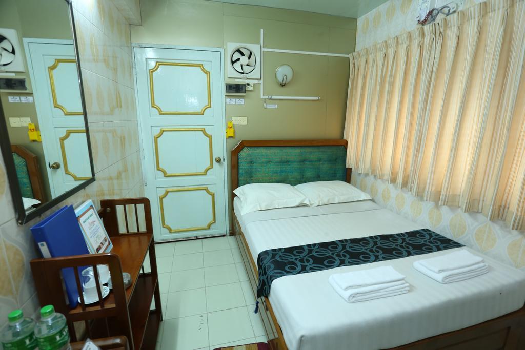 Beautyland Hotel II Янгон Экстерьер фото